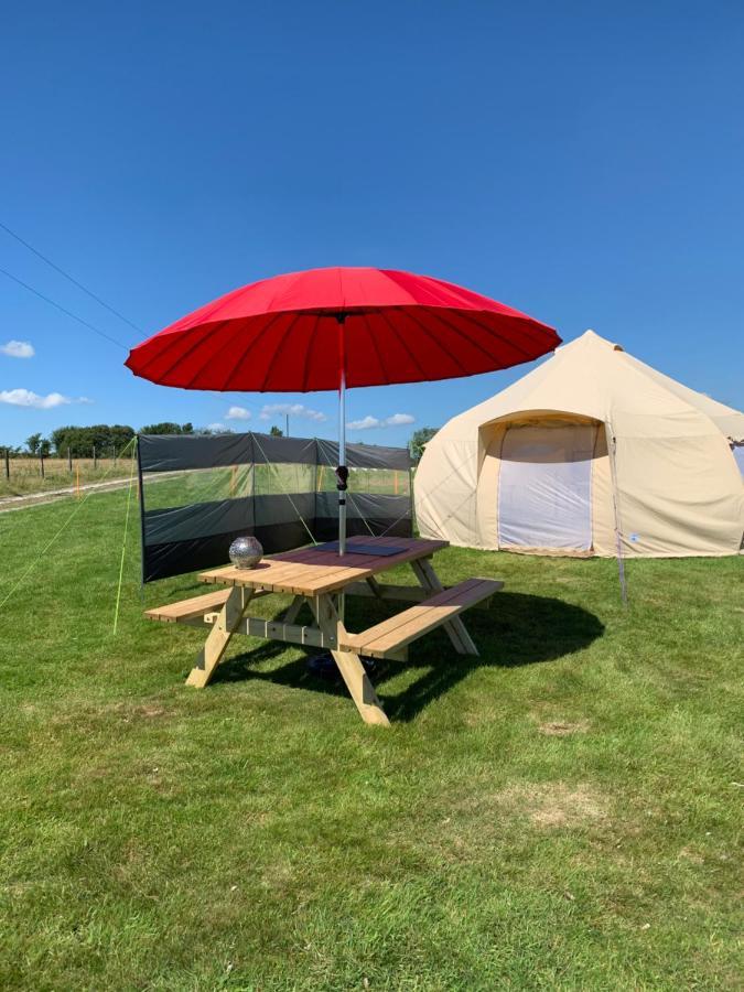 Tal-Y-Fan Farm 6M Stargazer Tent Bridgend  Extérieur photo